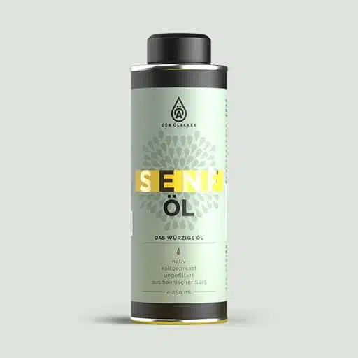 Entdecke das kaltgepresste Senföl von Ölacker in der praktischen 250 ml Metallflasche mit grün-gelbem Design - perfekt, um deinen Gerichten eine würzige Note zu verleihen. Probiere jetzt unser hochwertiges Öl aus besten Saaten für deine kreative Küche!.