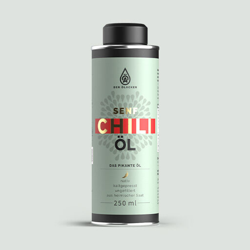 Entdecke unser kaltgepresstes, naturbelassenes Kürbiskernöl von Ölacker in der handlichen 250-ml-Metallflasche - perfekt für deine kreative Küche! Das leckere Öl bringt mit seinem nussigen Geschmack und hochwertigen Nährstoffen frischen Genuss in deine Gerichte.
